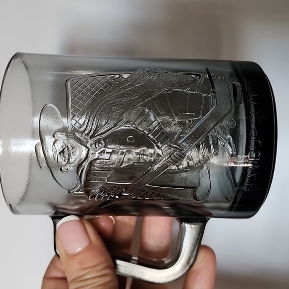 Set of 4 Rare McDonald's smoked  glasses. - Picture 3 of 6